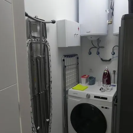 19 Piso Centrico, Nuevo Y Bien Equipado En La Trinidad La Laguna (Tenerife)