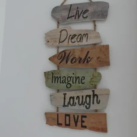 19 Piso Centrico, Nuevo Y Bien Equipado En La Trinidad